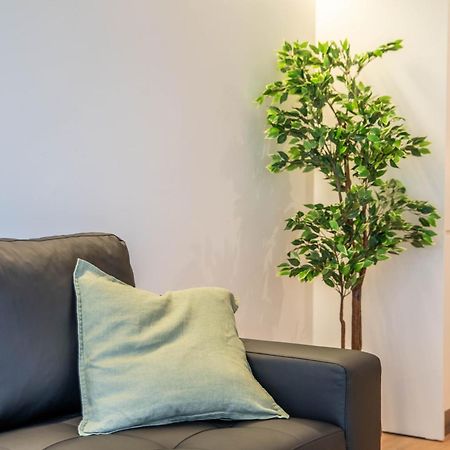 Trindade Bliss: 1Br W/ Free Parking By Lovelystay Porto Exteriér fotografie