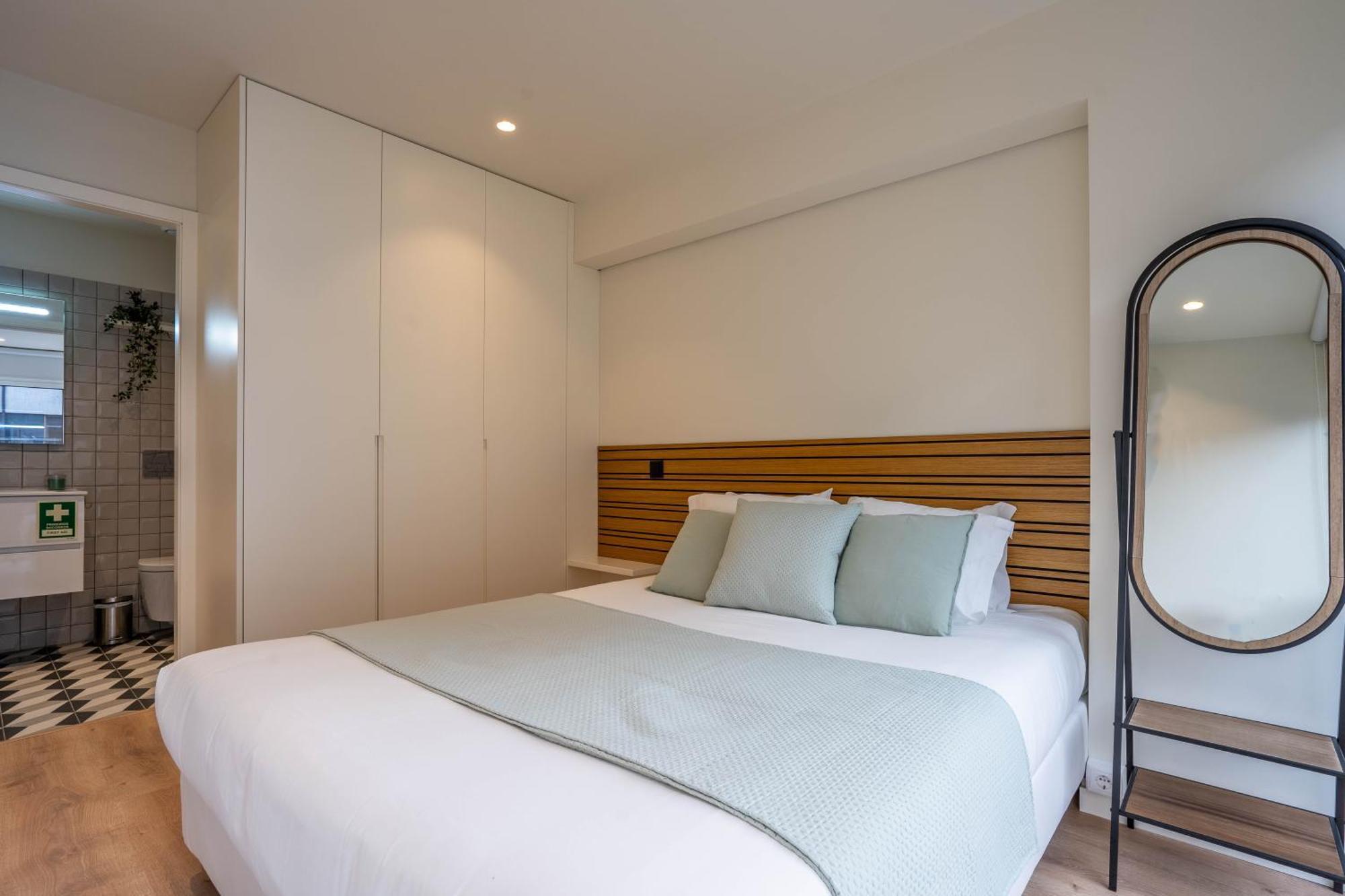Trindade Bliss: 1Br W/ Free Parking By Lovelystay Porto Exteriér fotografie