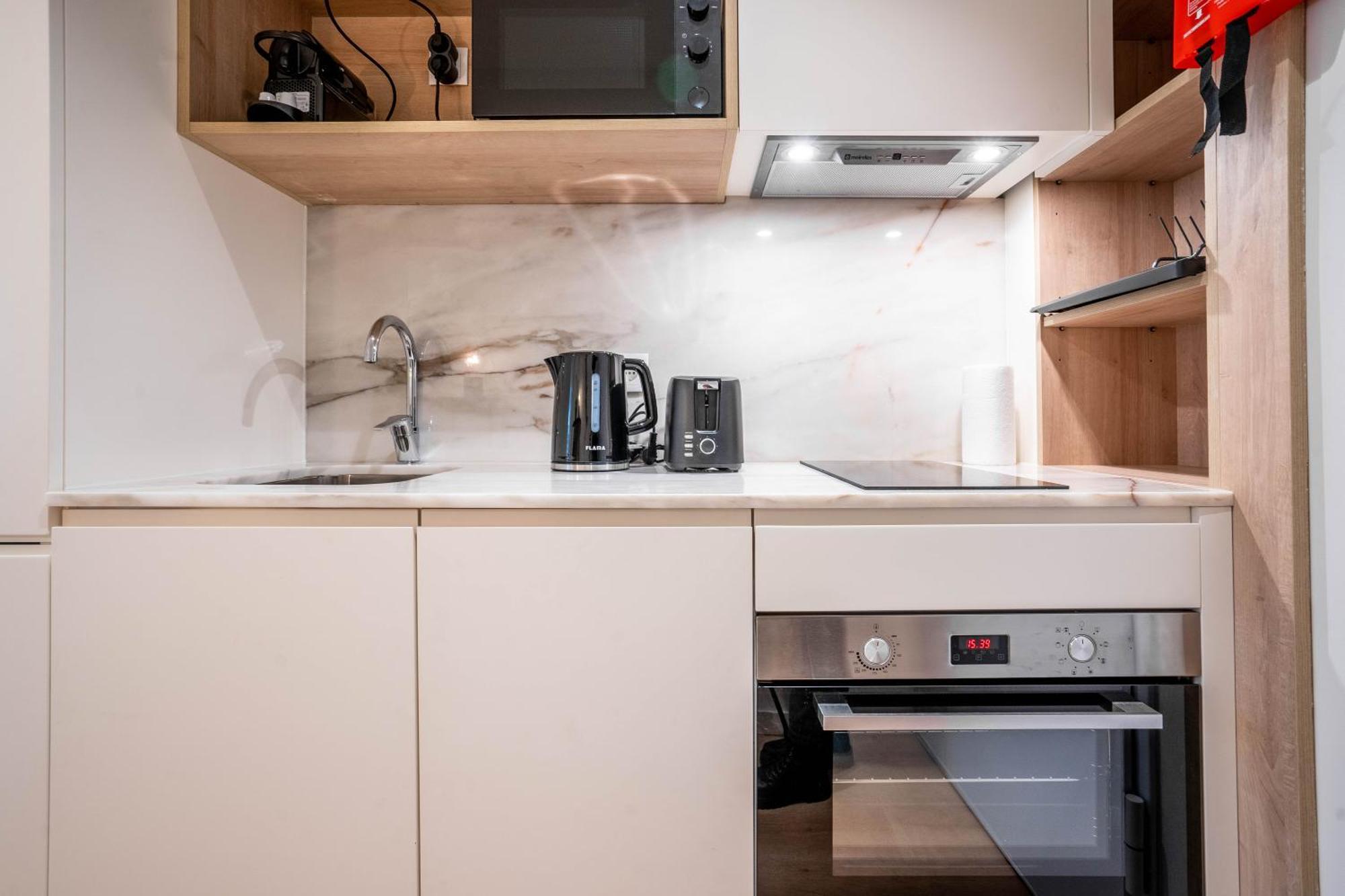 Trindade Bliss: 1Br W/ Free Parking By Lovelystay Porto Exteriér fotografie