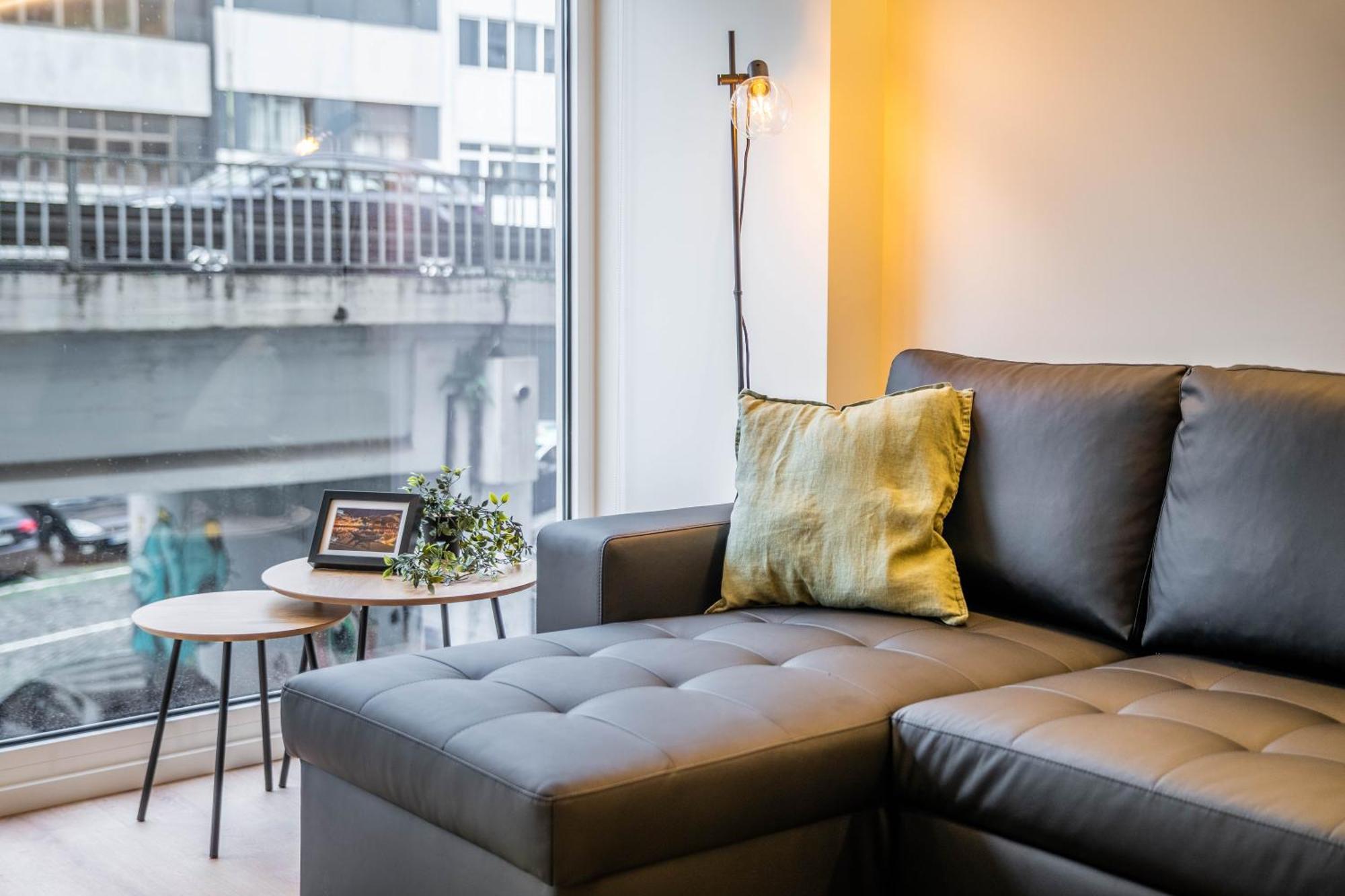 Trindade Bliss: 1Br W/ Free Parking By Lovelystay Porto Exteriér fotografie