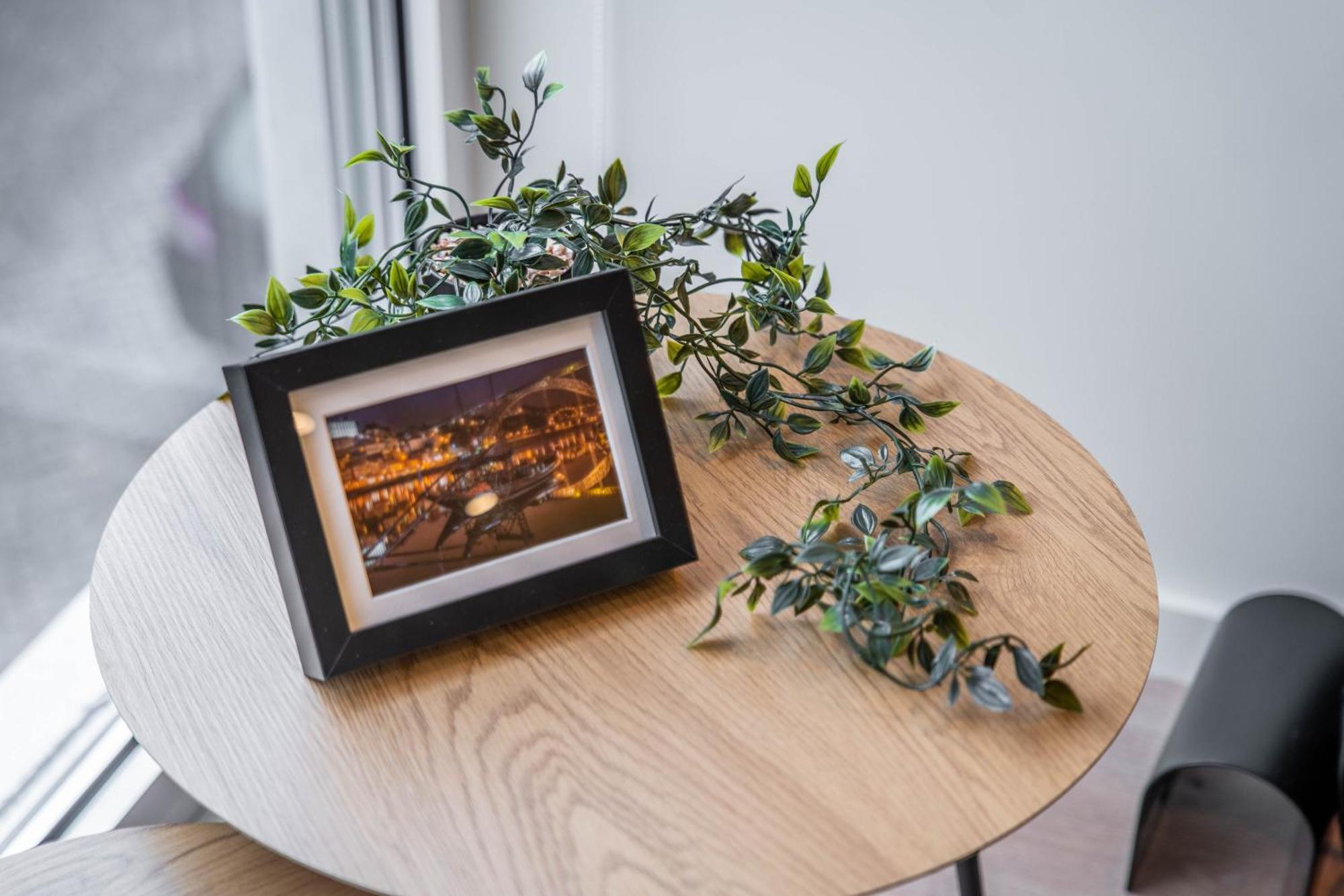 Trindade Bliss: 1Br W/ Free Parking By Lovelystay Porto Exteriér fotografie